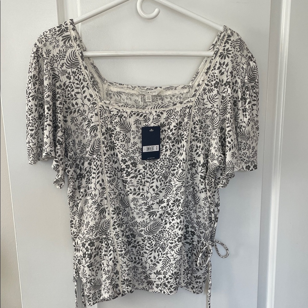 Lucky Brand Black and White Floral Top